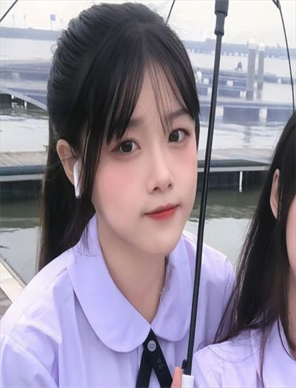 进击的复制人角色研究：无人机拍摄的视角与稳定性 认识人物与故事的互动